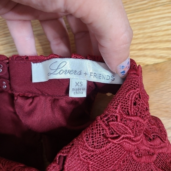 Lovers + Friends XS Lily High Neck Floral Lace Dress in Wine - Picture 5 of 9